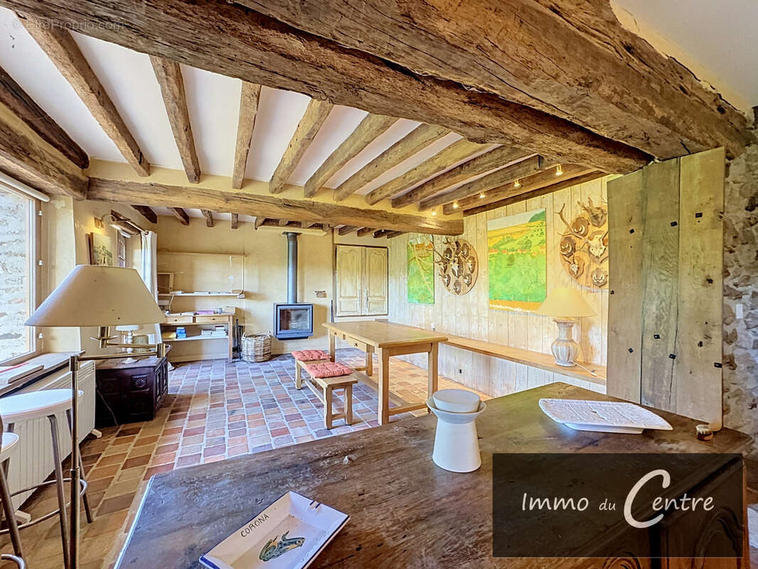 Maison à MONTMIRAIL