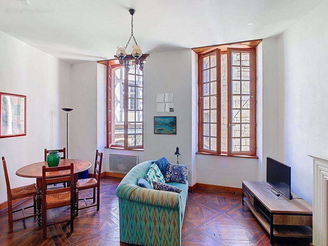 Maison à SARLAT-LA-CANEDA