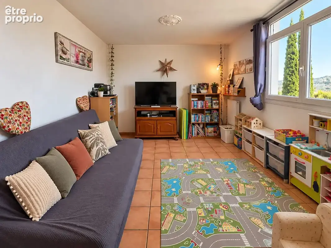 Appartement Le Pradet 4 pièce(s) 75 m2 - photo 2