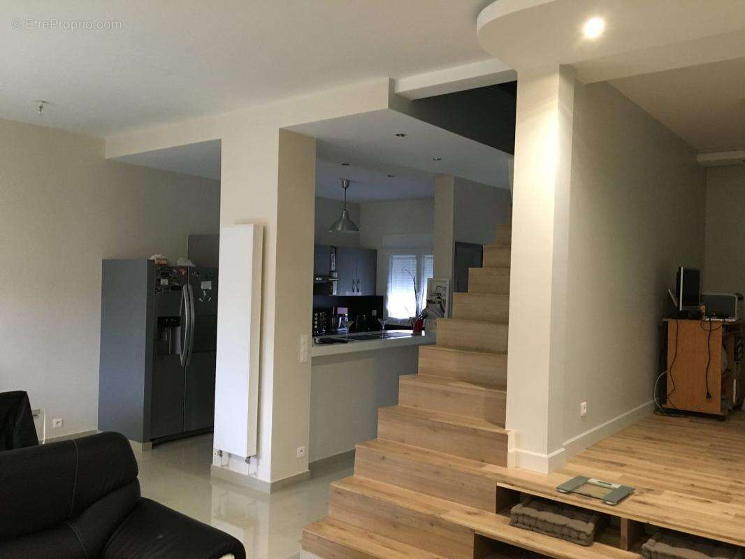 Maison à AVION