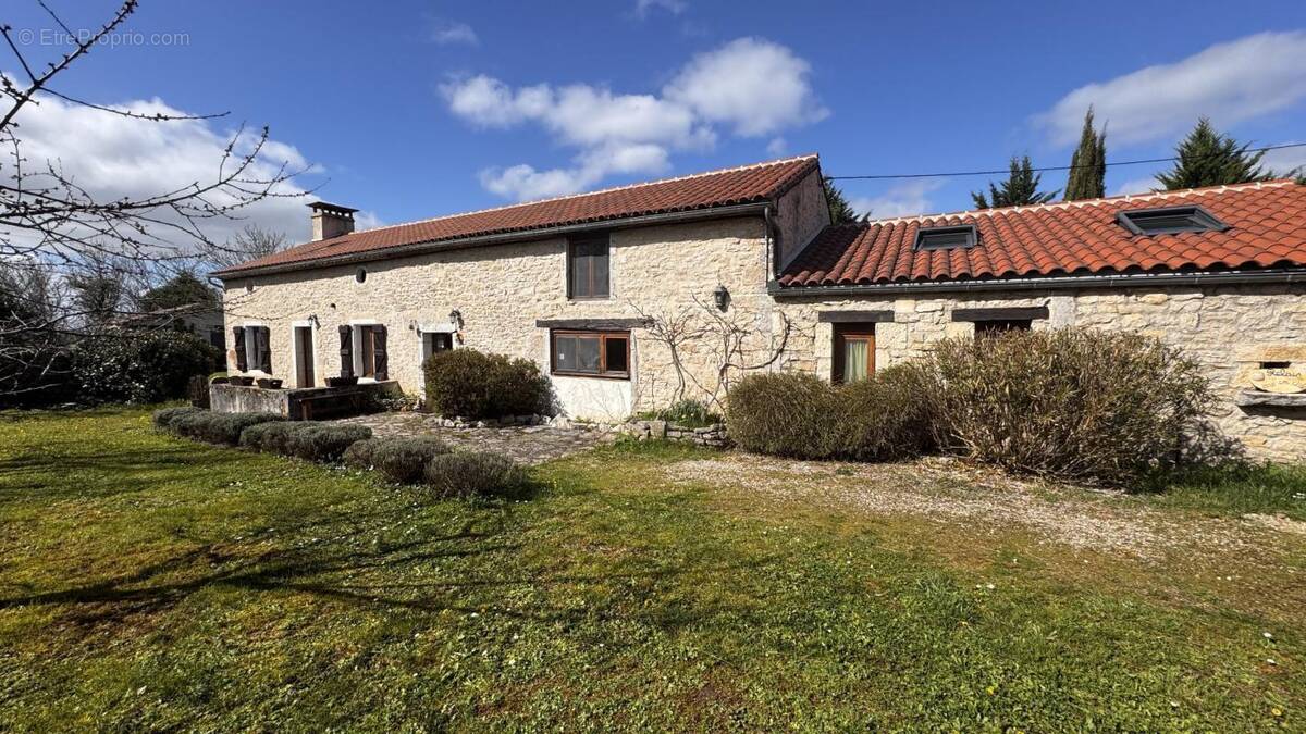 Maison à BACH