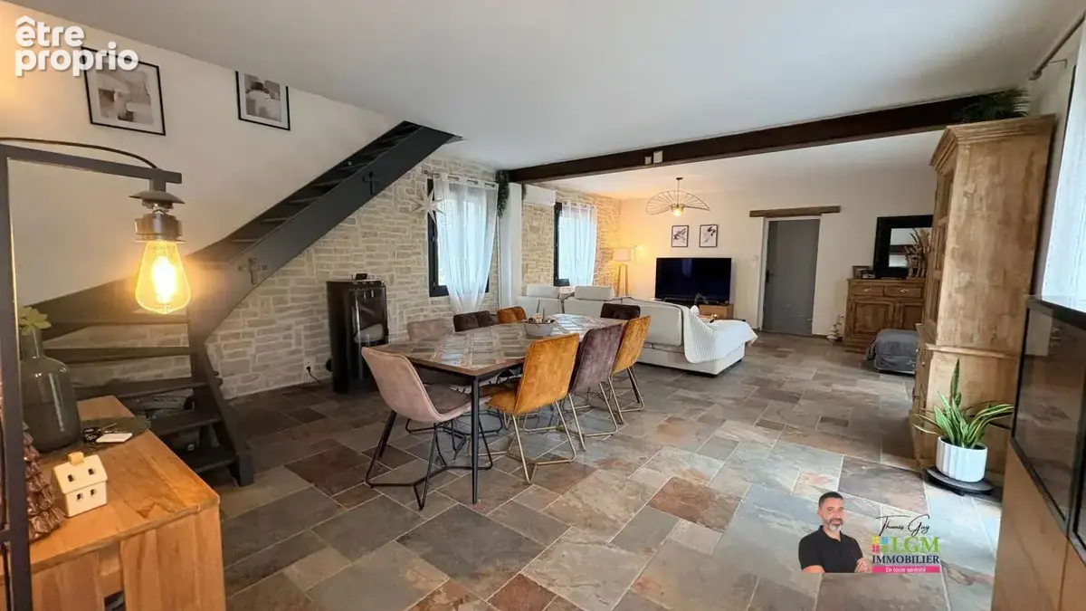 Maison et annexe À Vendre - photo 5