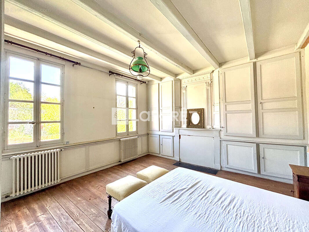 Maison à SAINT-SAVINIEN