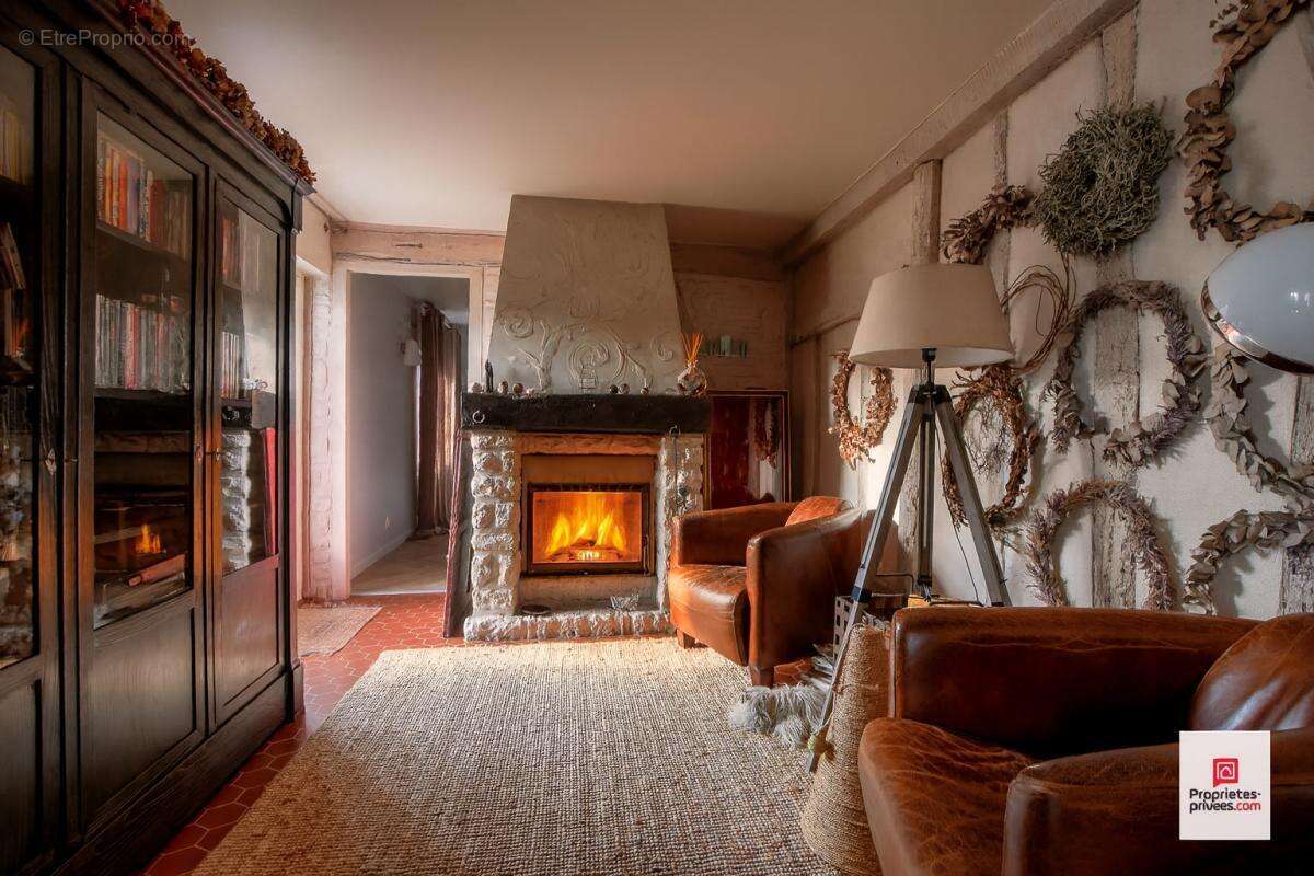 Maison à ARNIERES-SUR-ITON