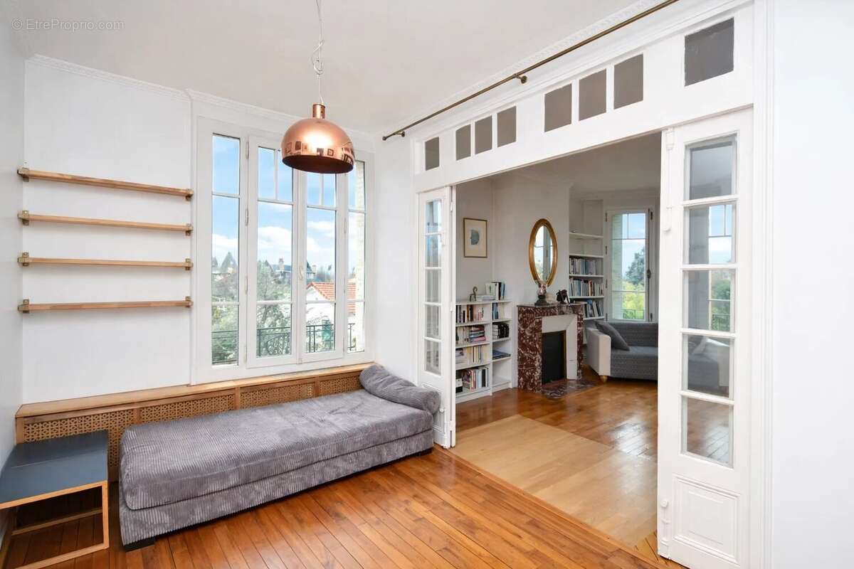 Appartement à LE VESINET