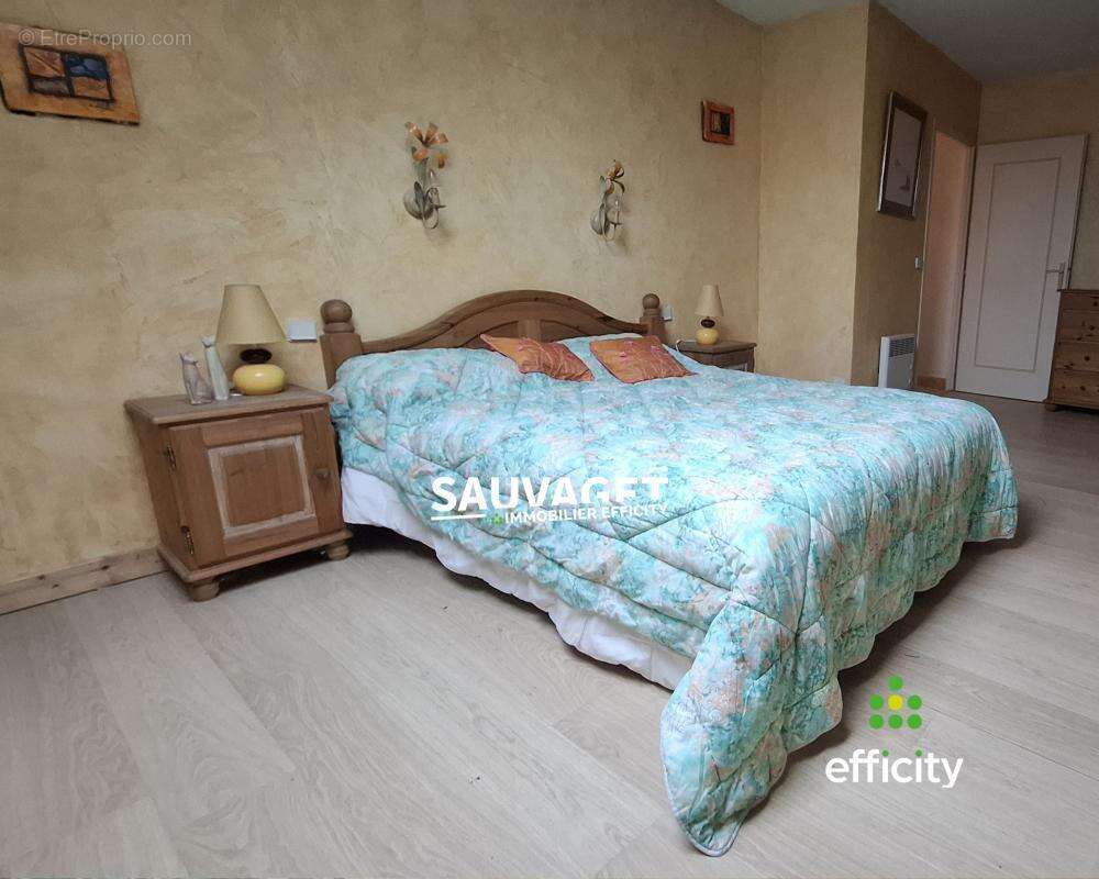 Appartement à REIGNIER