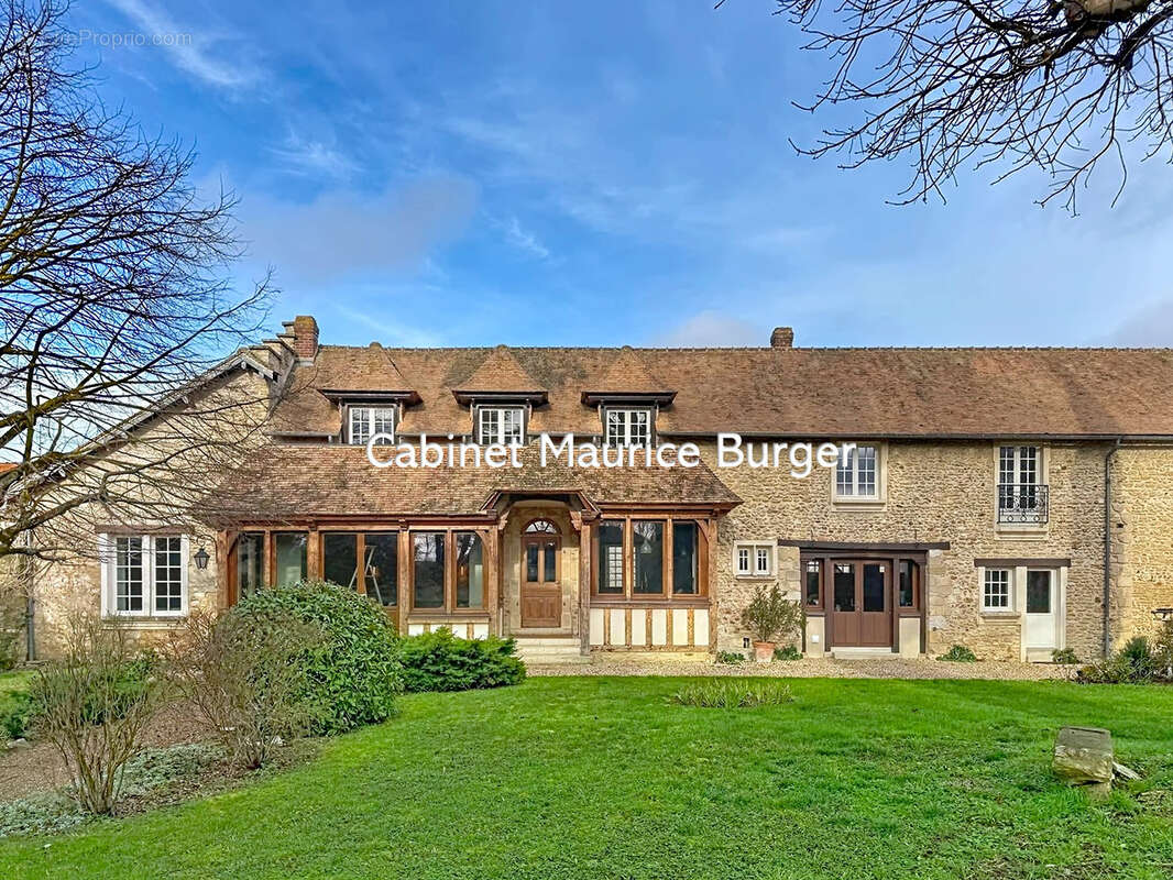 Maison à PACY-SUR-EURE