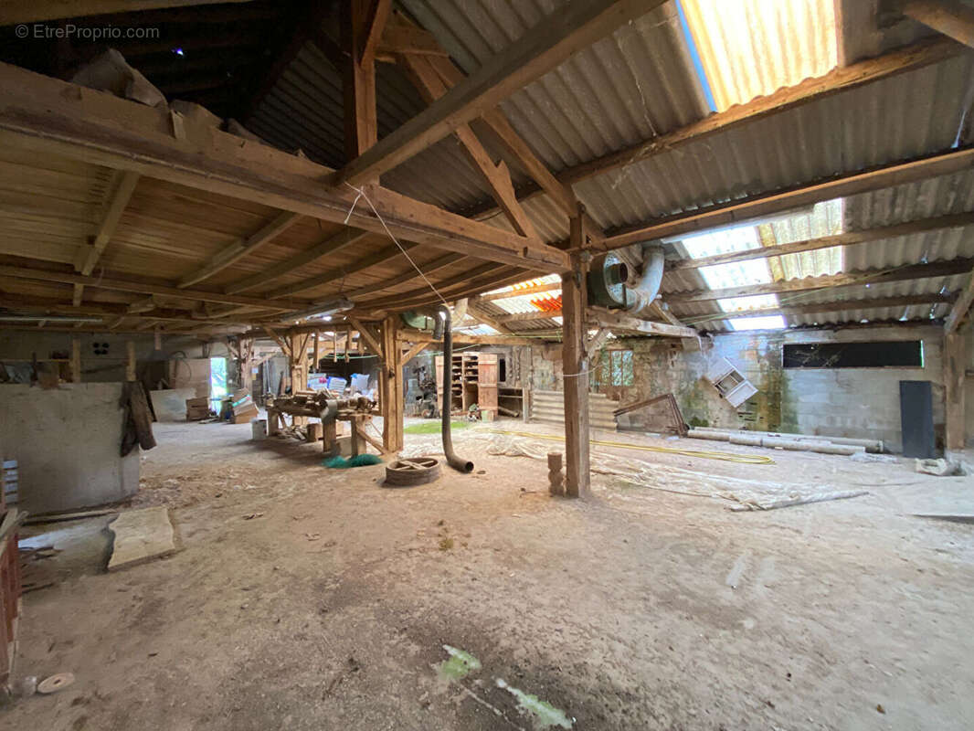 Commerce à LA CHAPELLE-D&#039;ANDAINE