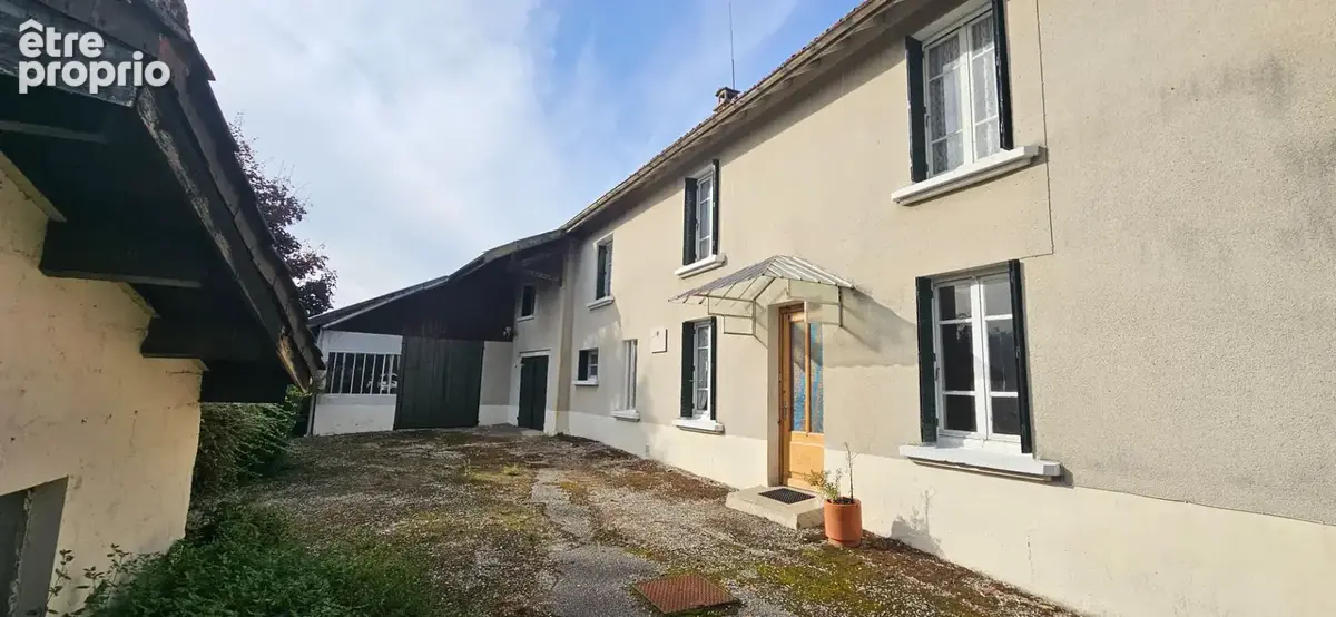 Maison La Tour Du Pin 5 pièce(s) 130 m2 - photo 4