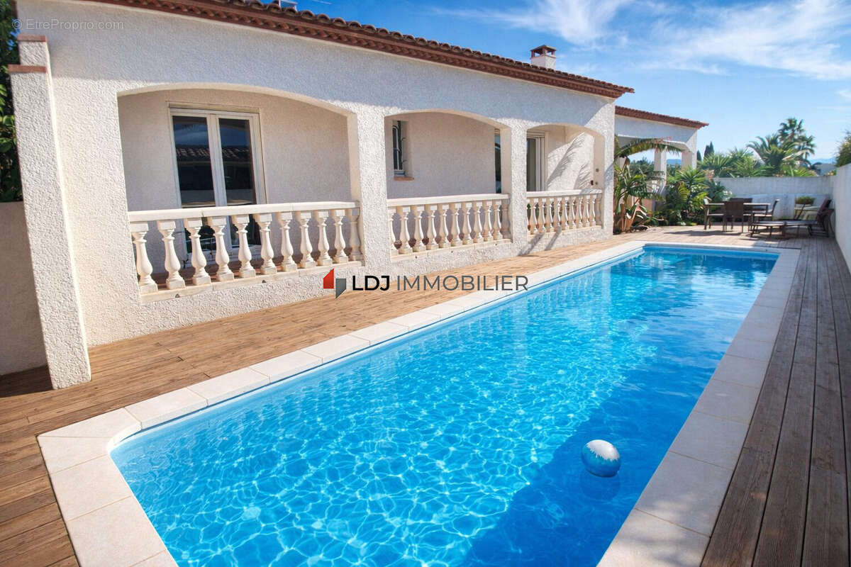 Maison 182 m² à Perpignan  - photo 2