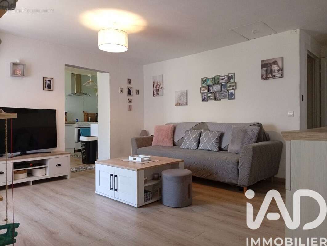 Maison 116 m² à Brassac  - photo 3