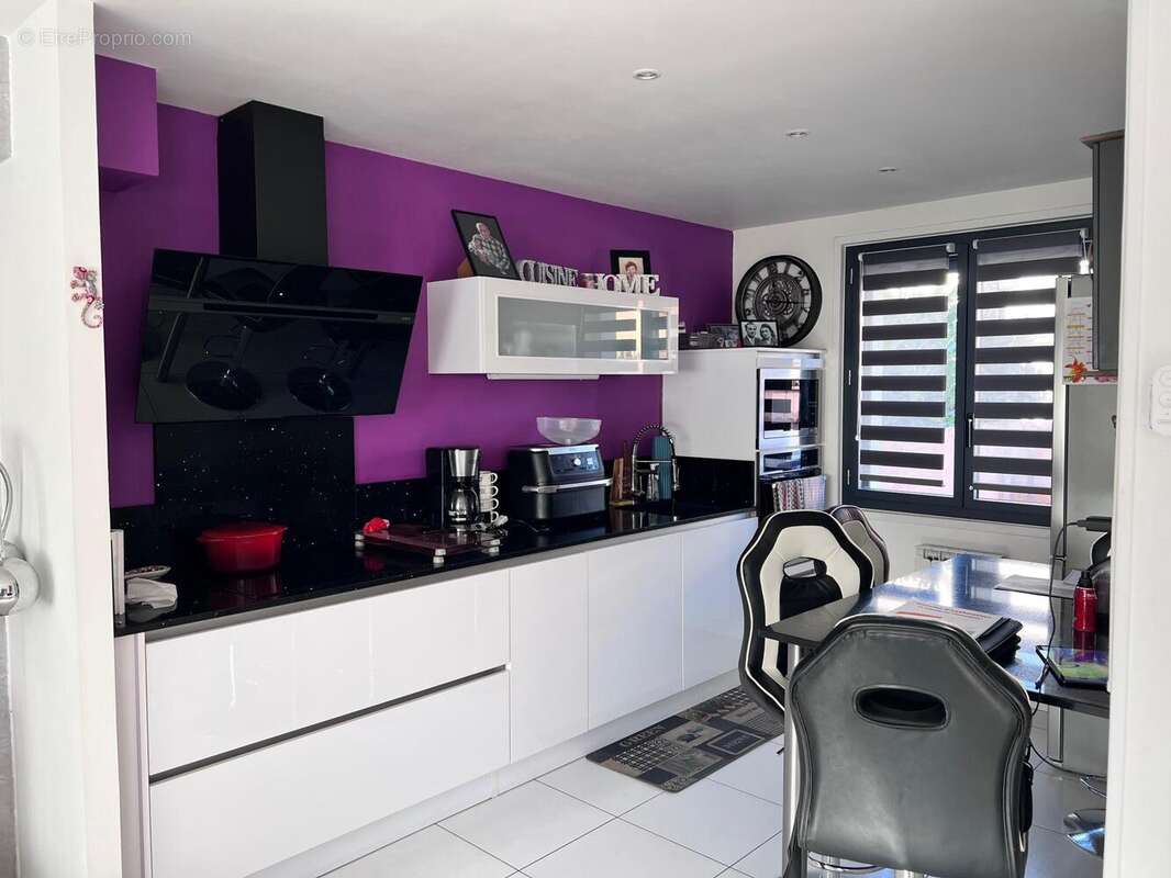 Photo 3 - Maison à ROMANS-SUR-ISERE