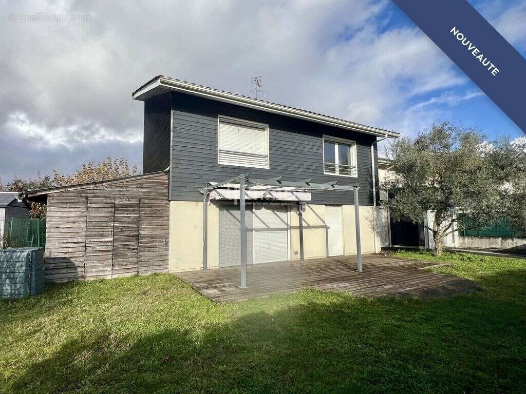 Maison à VILLENAVE-D&#039;ORNON