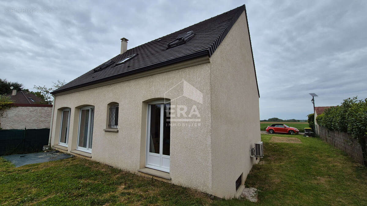 Maison à GRISY-SUISNES