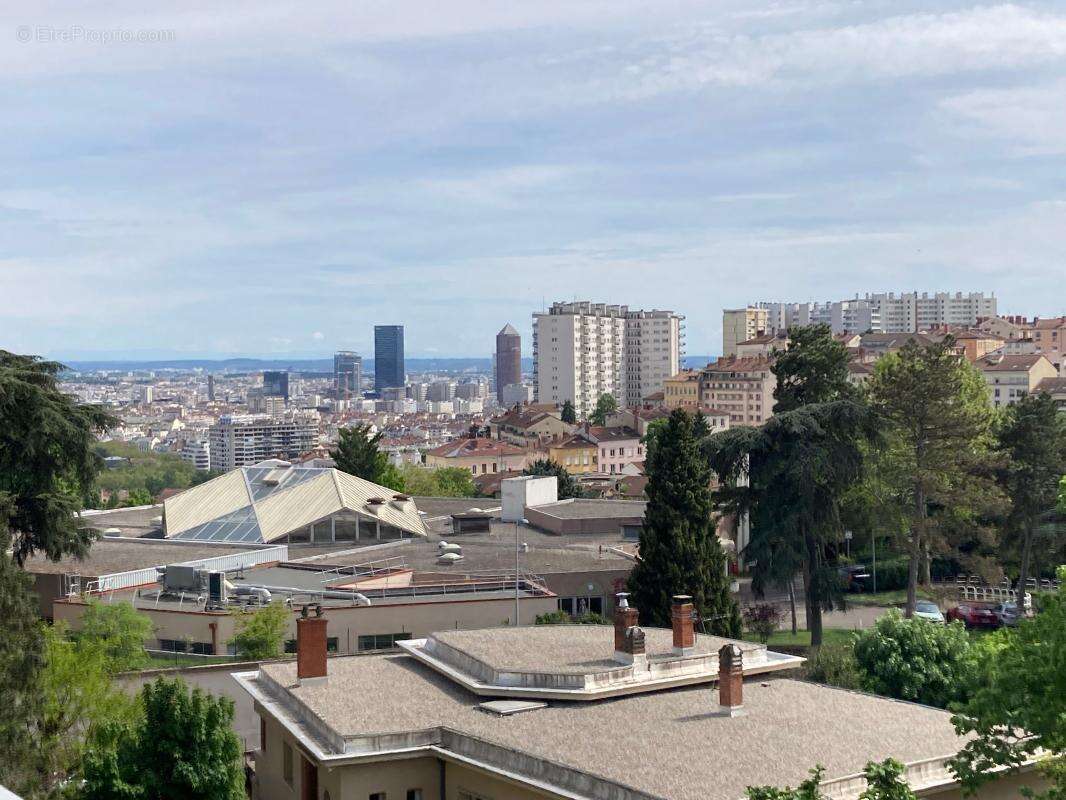 Appartement à CALUIRE-ET-CUIRE