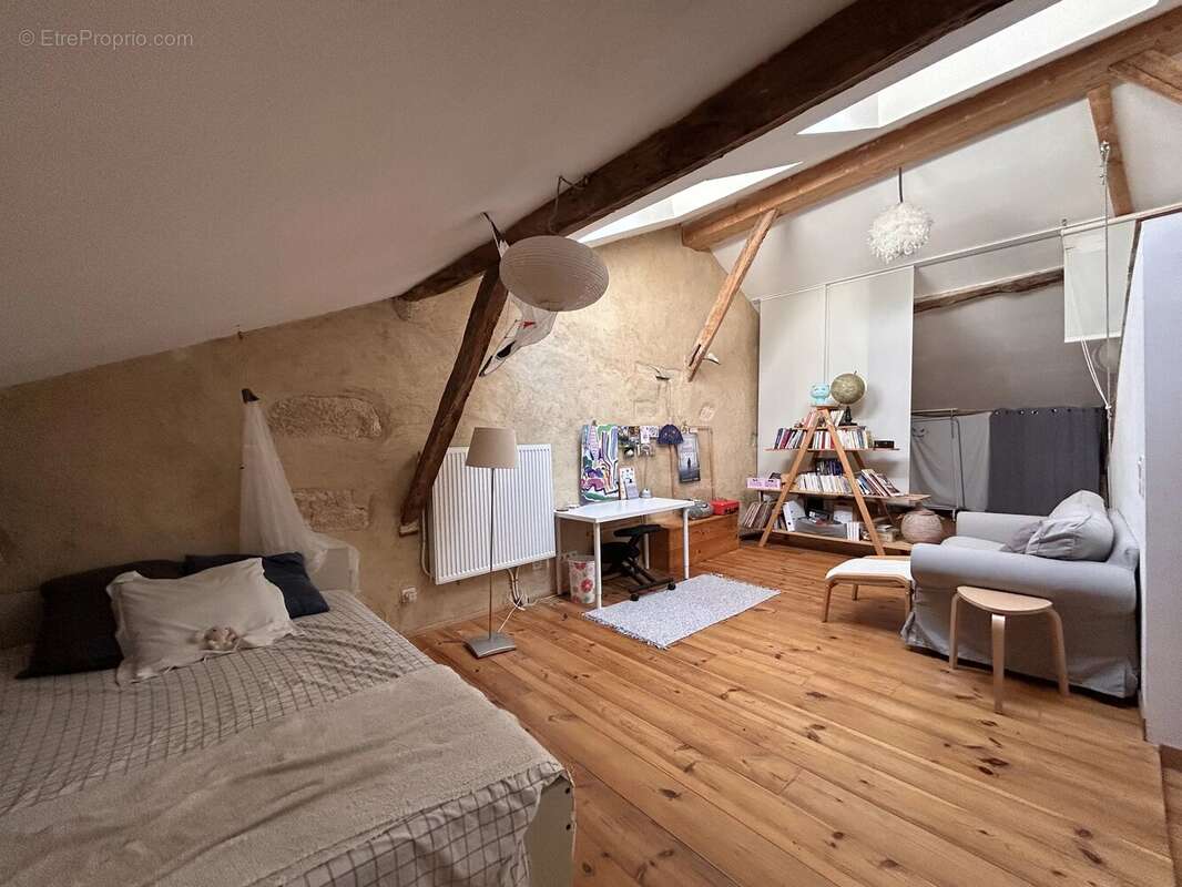 Vieil Aurignac, maison de village avec Gîte et terrasse - photo 17
