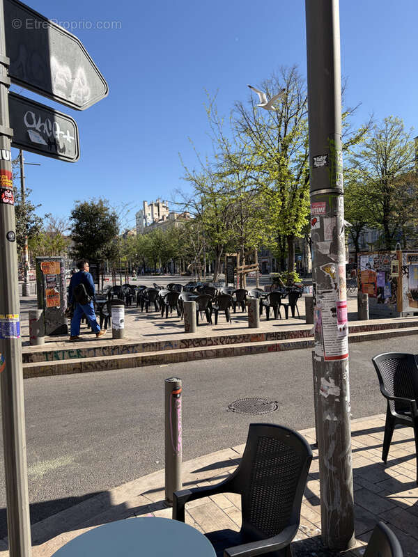 Commerce à MARSEILLE-6E