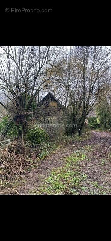 Maison à MONTCORNET