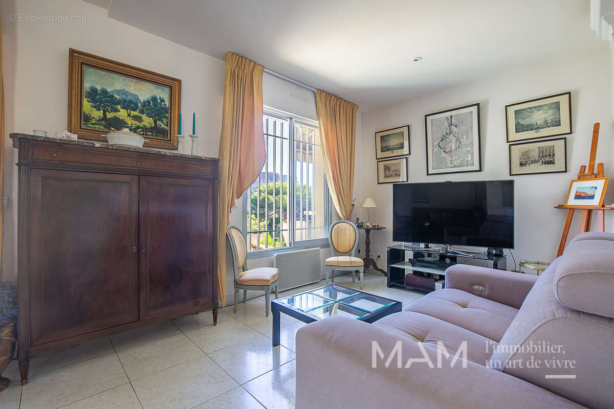 Appartement à CASSIS