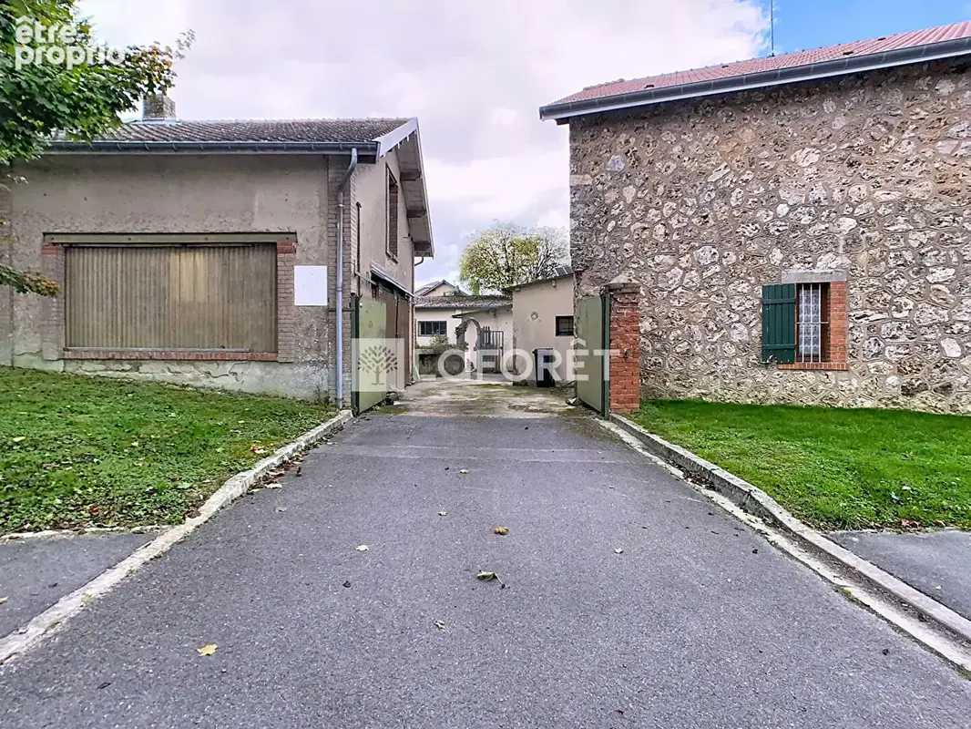 Maison en pierres - Somme-Tourbe - 226 m² - photo 4