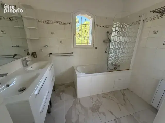Maison t6 avec terrasse et beau jardin a vendre sur eguilles - photo 12