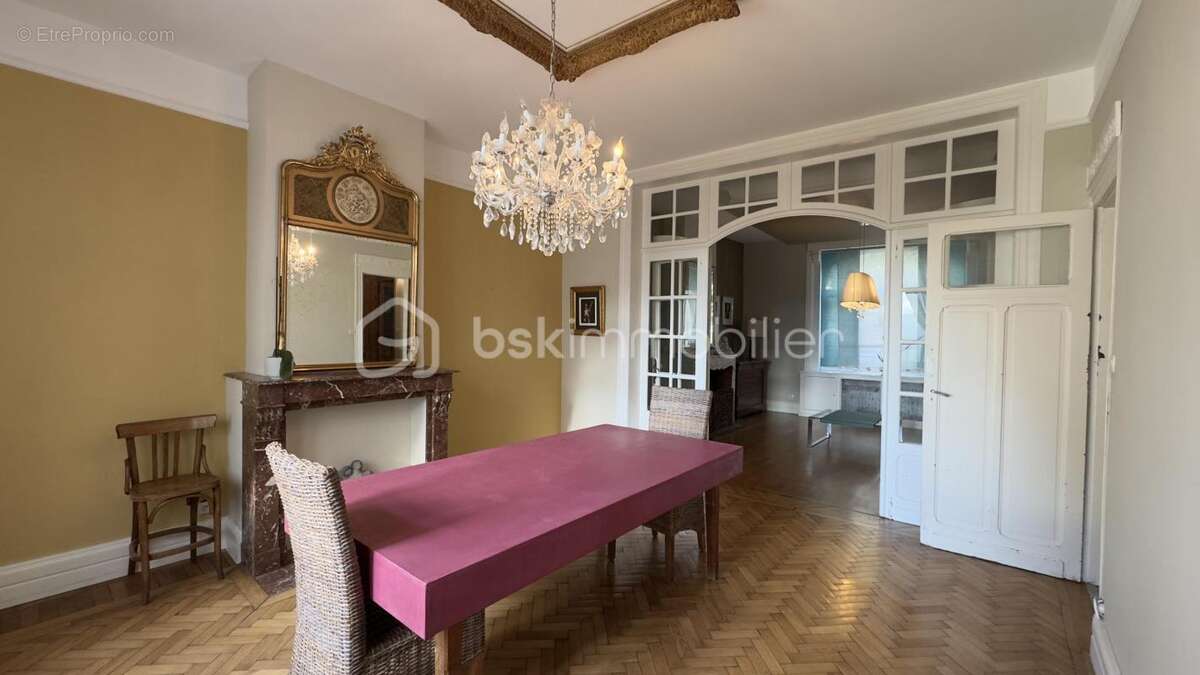 Maison à HOUPLINES