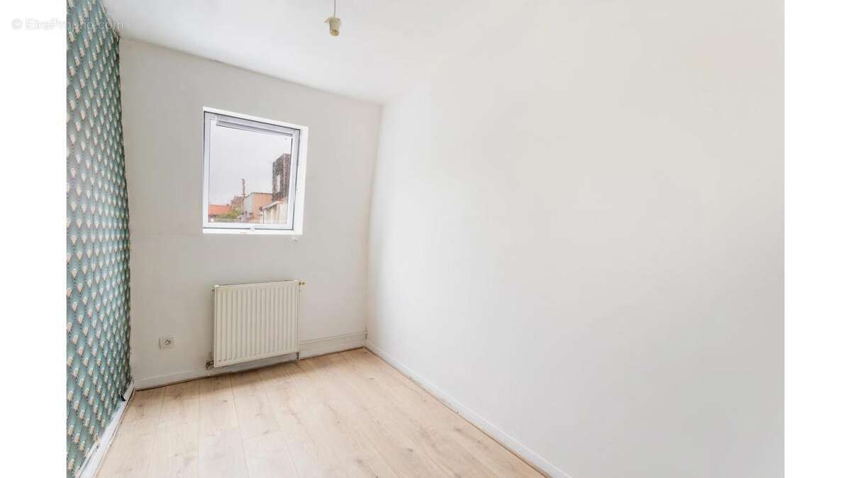 Maison 65 m² à Croix  - photo 7