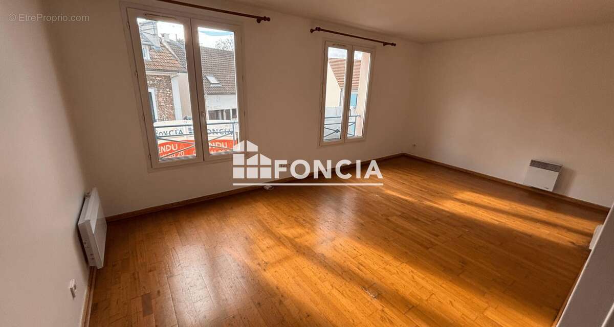 Appartement à SAINT-CYR-L&#039;ECOLE