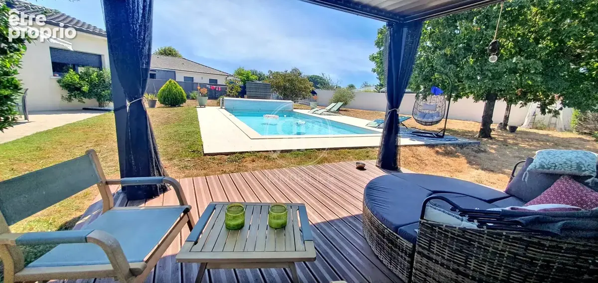 Maison contemporaine T4  - 120m² - Piscine & Jardin - photo 10
