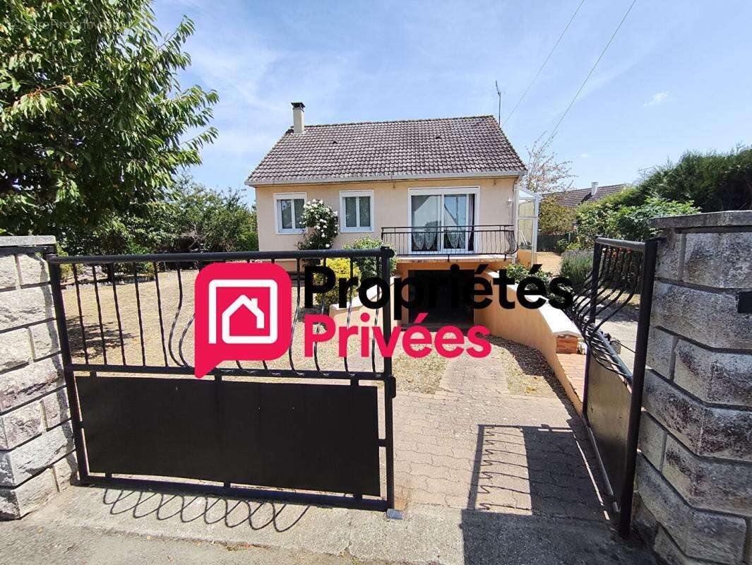 Maison à PIERRES