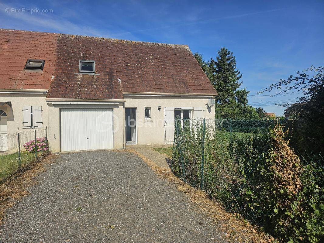 Maison à LE PLESSIER-SUR-BULLES