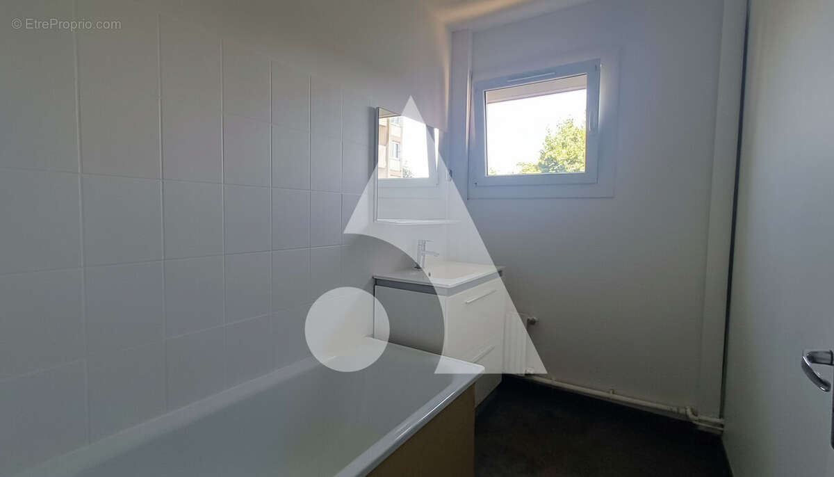 Appartement à EPINAY-SUR-SEINE
