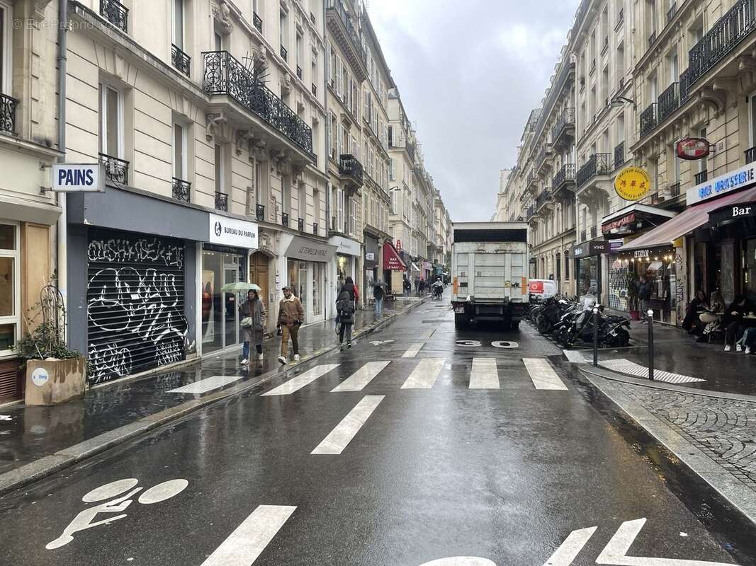 Autre à PARIS-10E