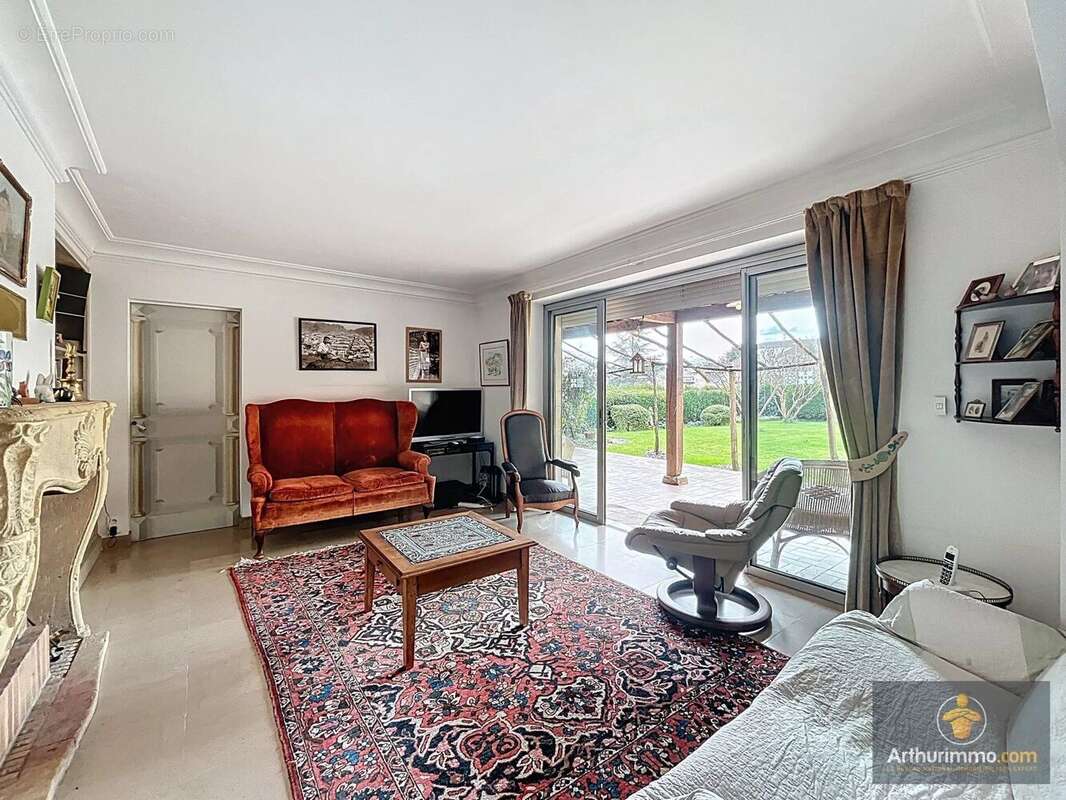 Maison à SALLES-DE-BELVES