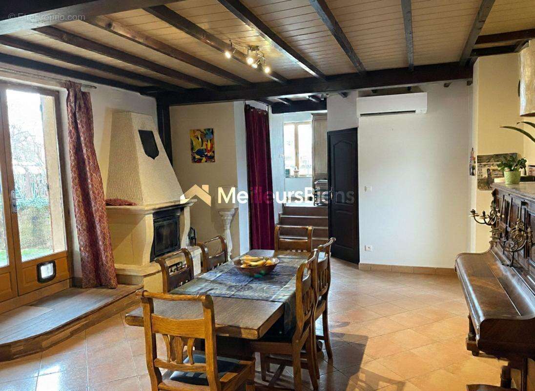 Maison à DENICE