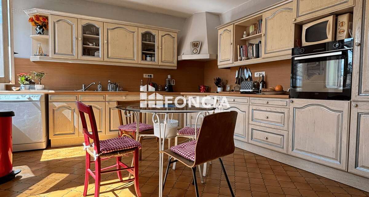Appartement à FONTAINEBLEAU
