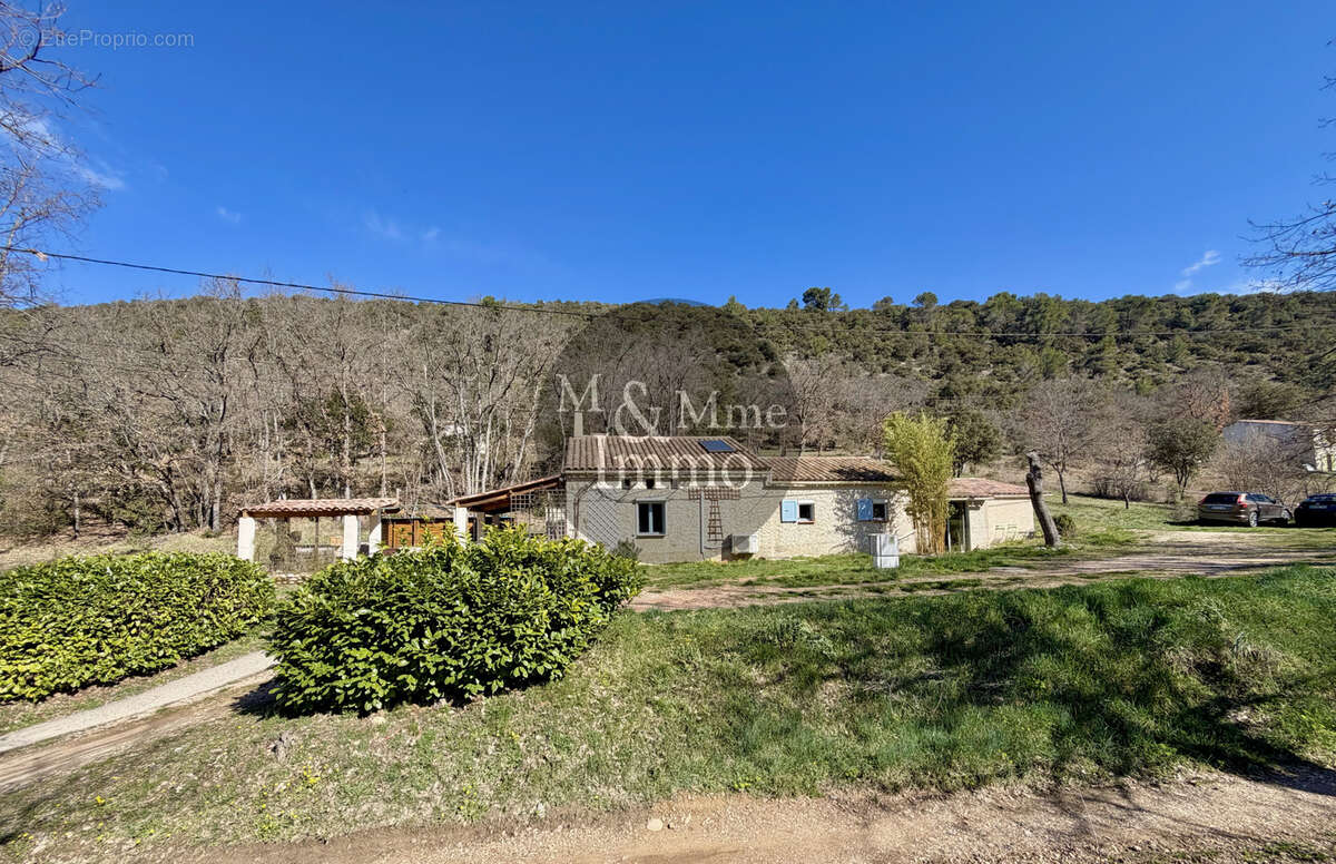 Maison à ALLEMAGNE-EN-PROVENCE