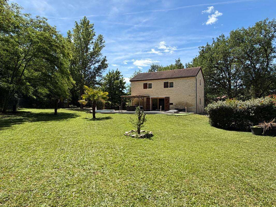 Cahors, maison en pierre rénovée avec piscine - photo 2