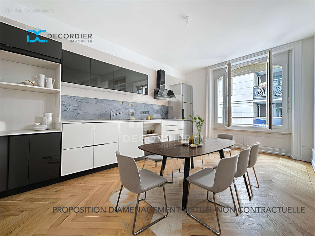Appartement à EVIAN-LES-BAINS