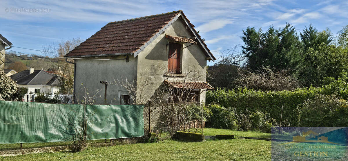Maison à PONTACQ