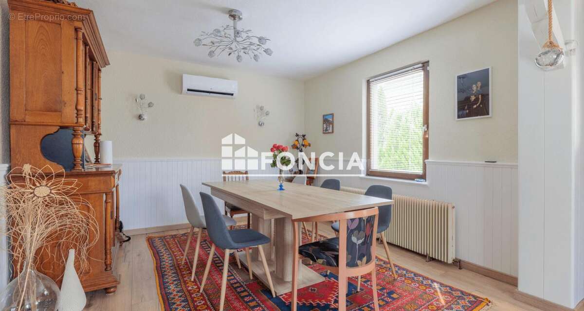 Propriété rare - Plus de 180 m² sur 26 Ares - photo 5