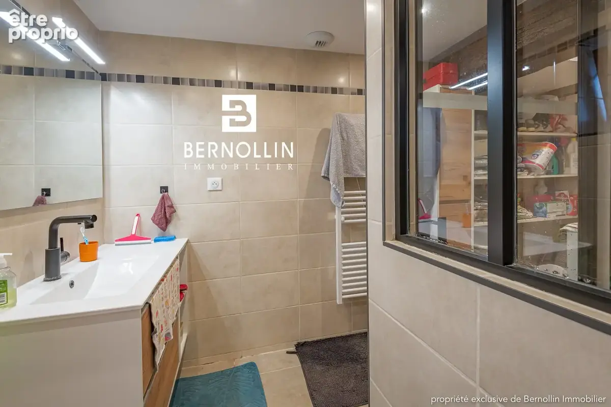 COUP DE COEUR à Curtafond - Propriété de charme de 300 m2 - 11 pièces - photo 20