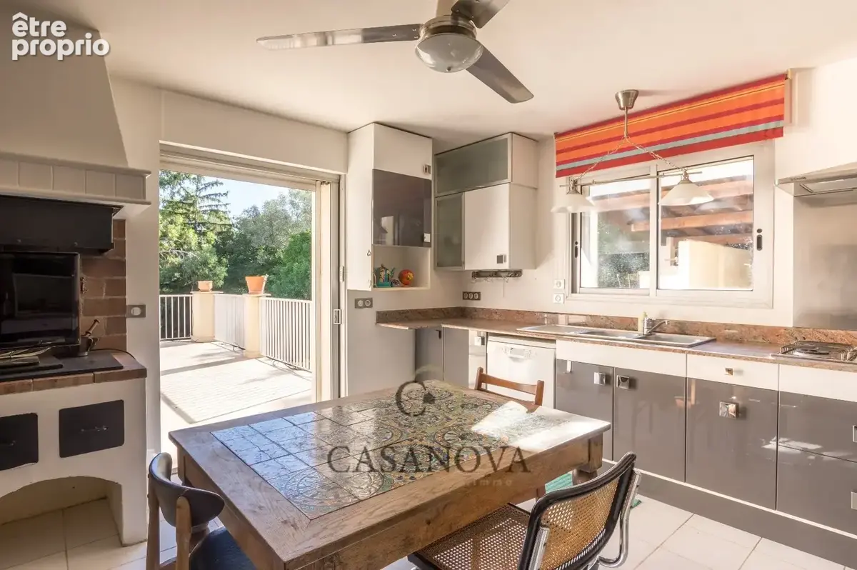 Aiguelongue - Maison aux vues dégagées - Grand jardin et piscine - photo 11