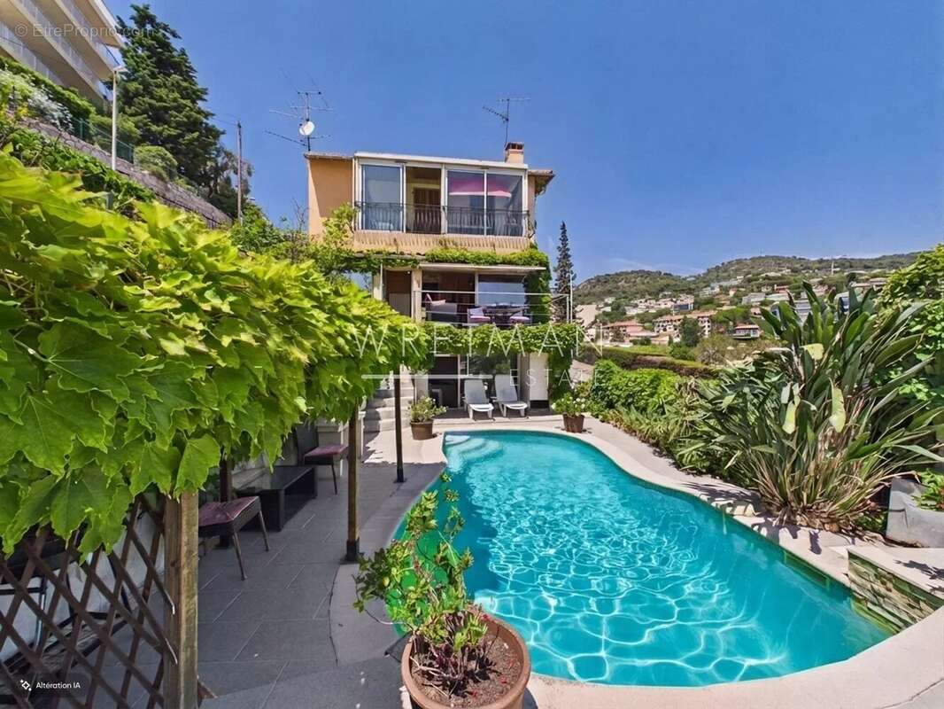 Appartement à VILLEFRANCHE-SUR-MER