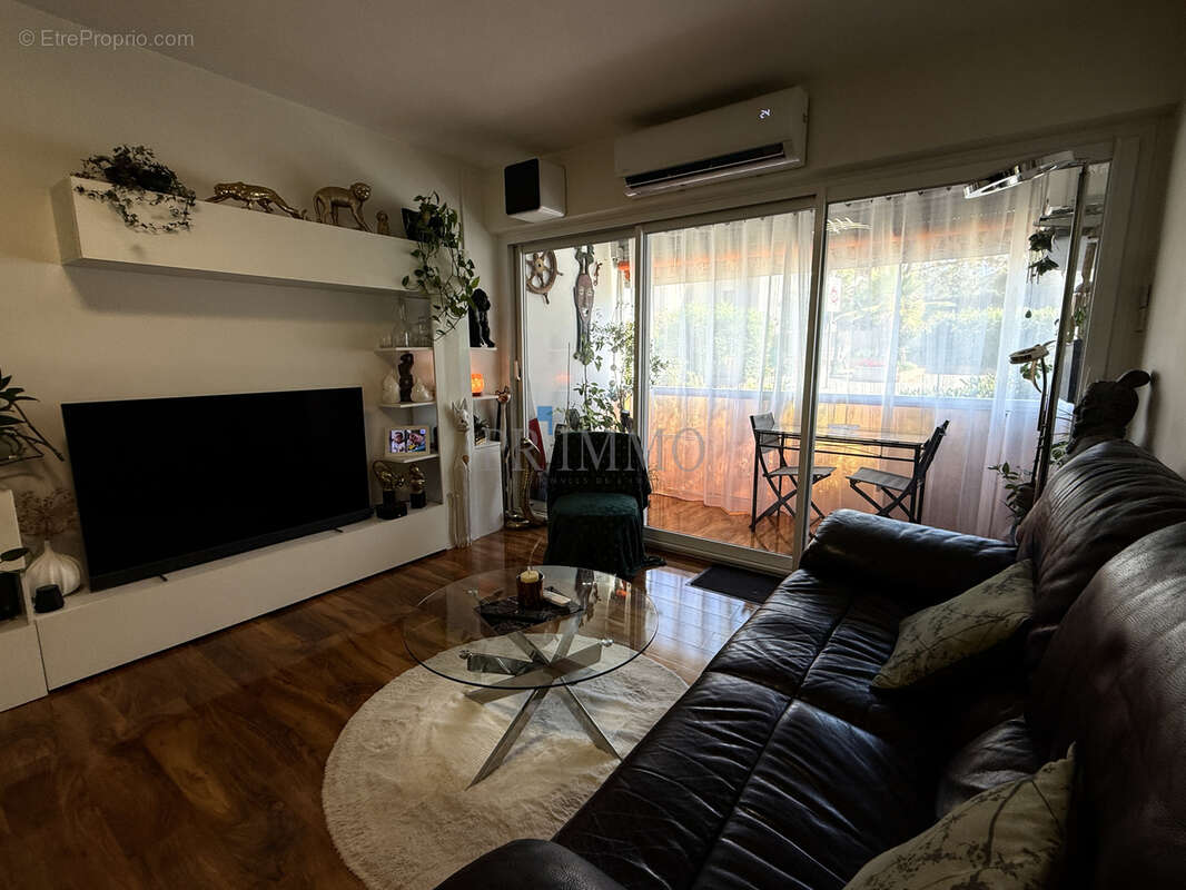 Appartement à FREJUS