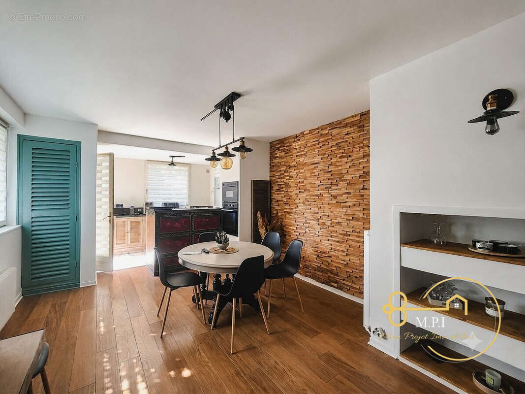 Maison 110 m² à Alencon  - photo 4