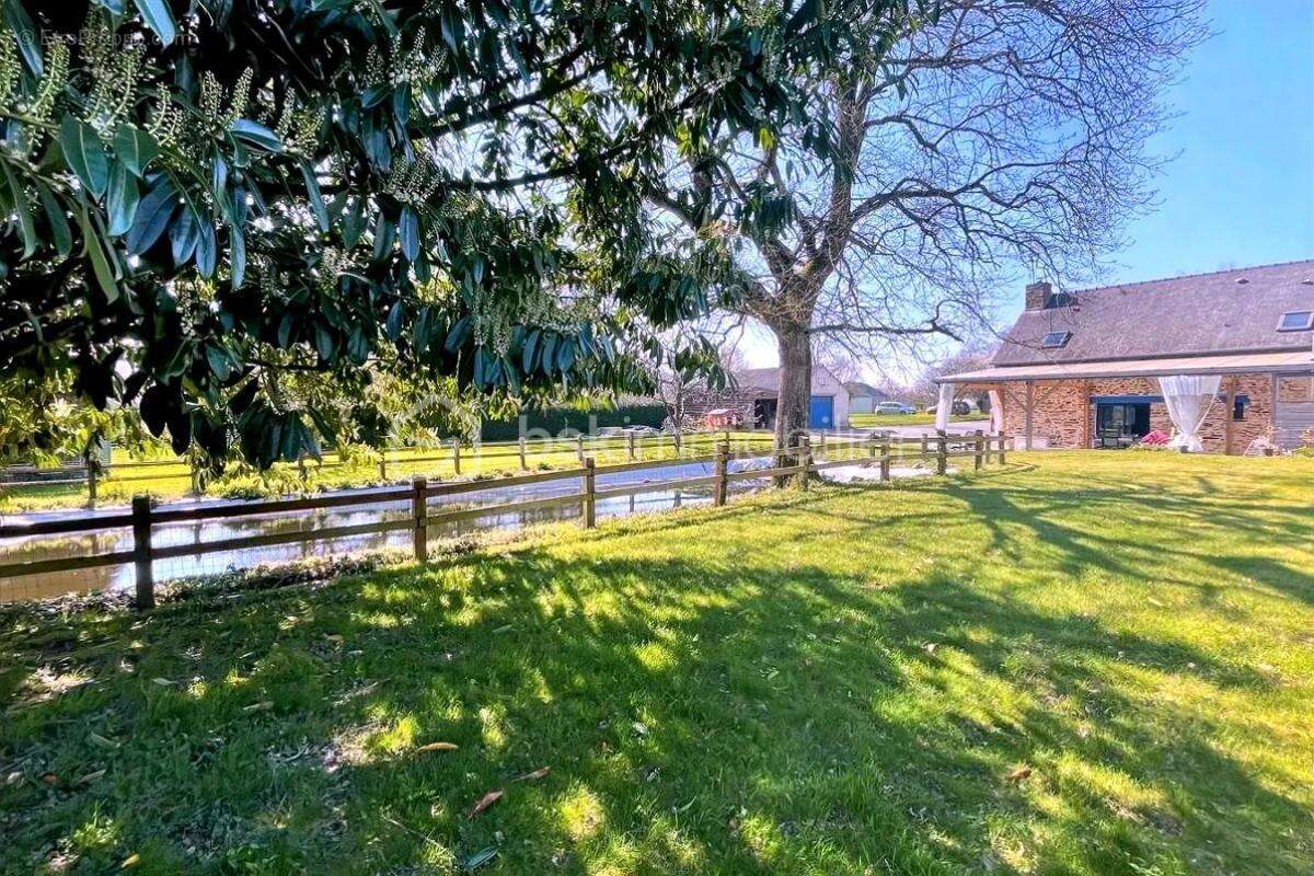 Maison à CHATEAUBOURG