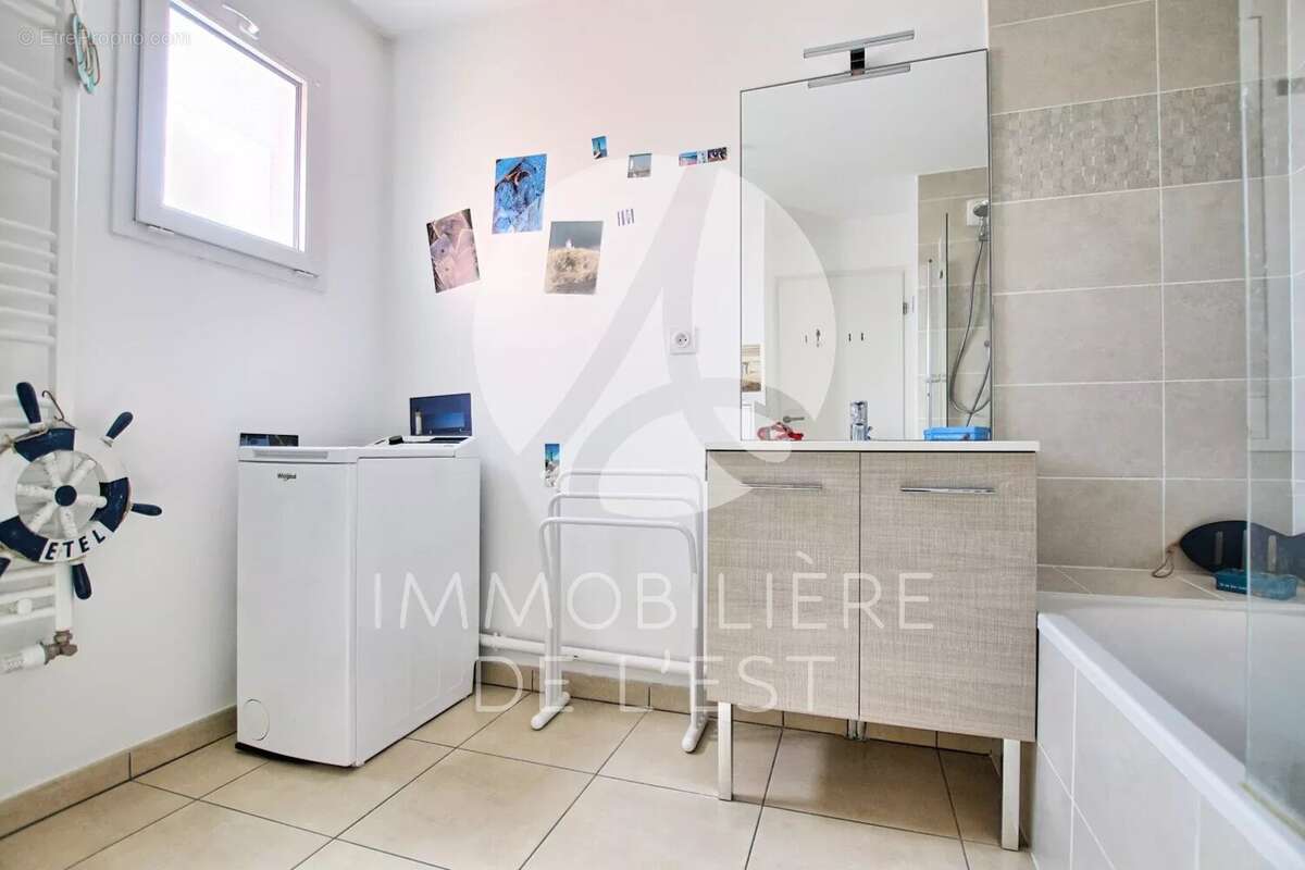 Appartement à VENISSIEUX