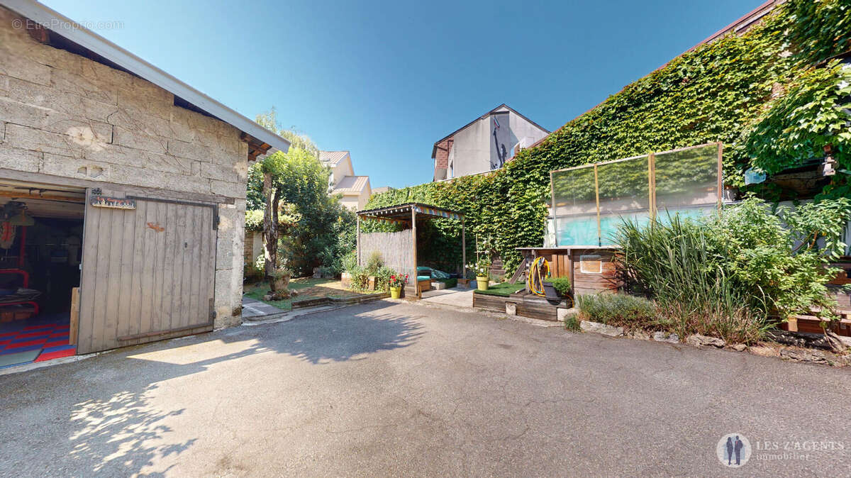 Appartement style maison 7 pièces avec extérieur - photo 15