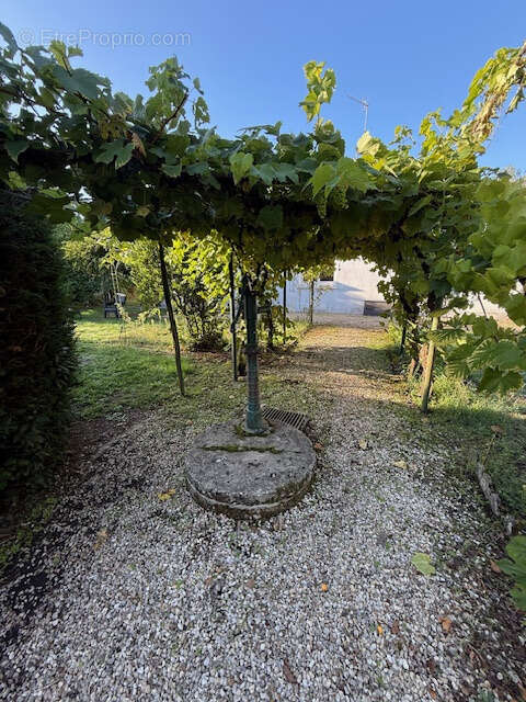 Maison à SAINT-AIGULIN